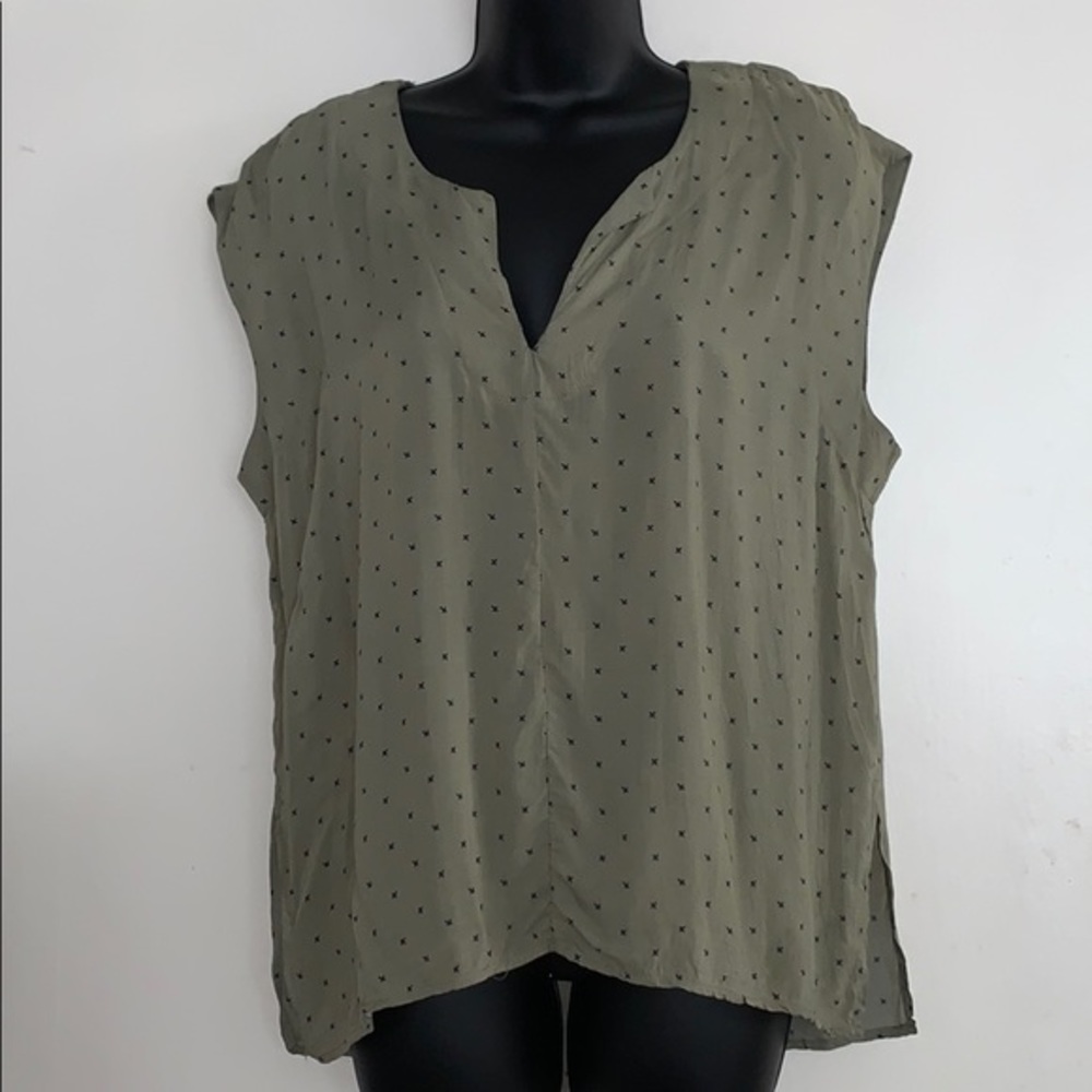 Universal Thread Olive Green Small Flowy Top
